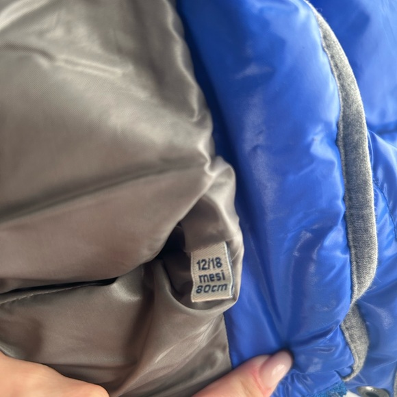 Moncler 12/18 months down jacket - Picture 10 of 16